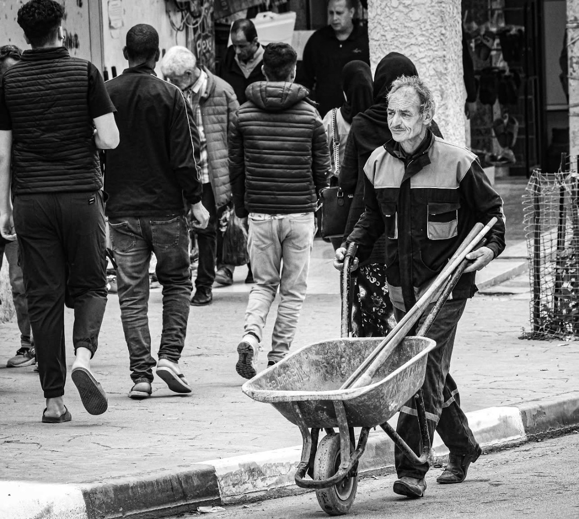 يد يحبها الله